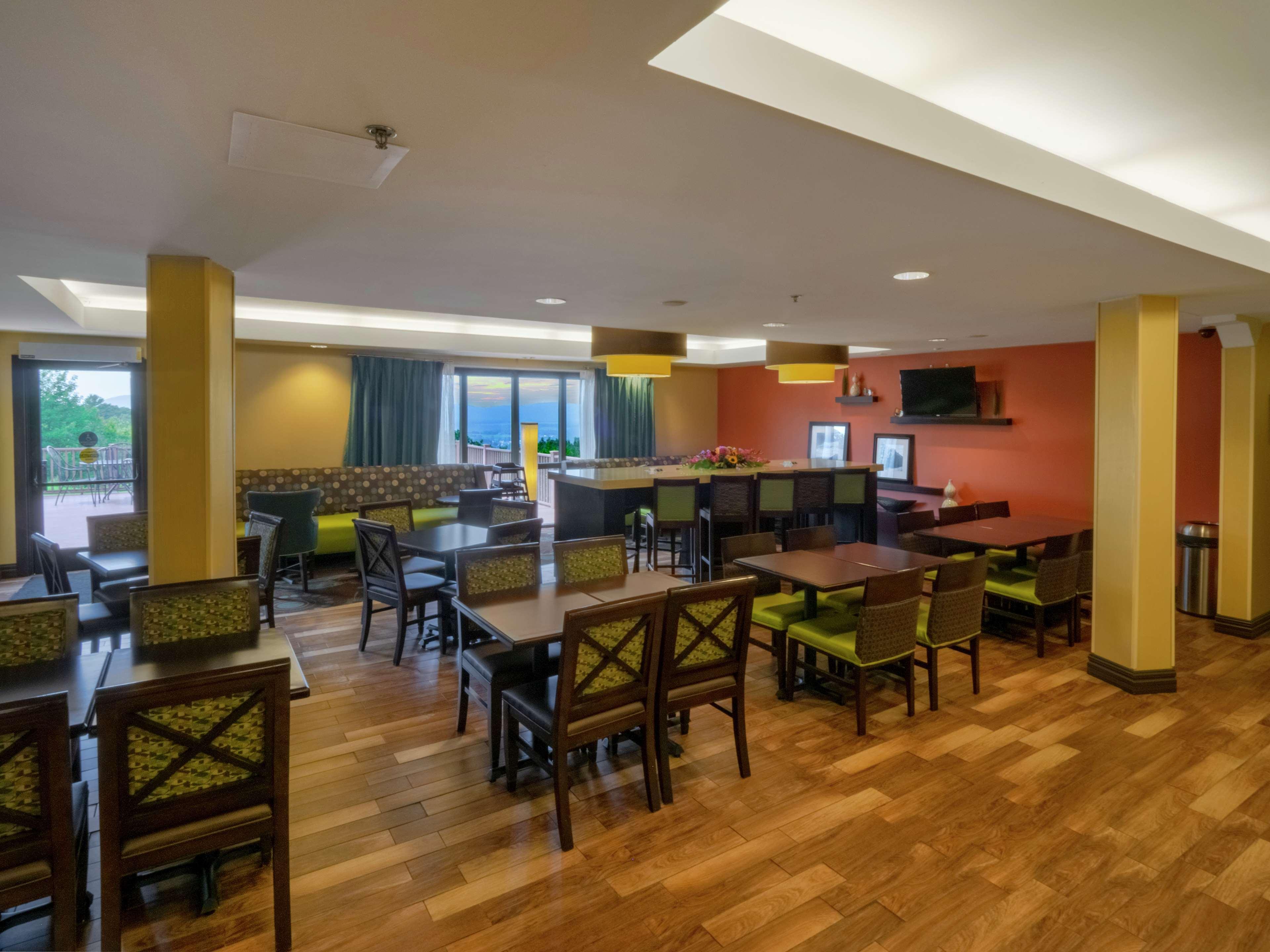 Hampton Inn Hazleton Eksteriør bilde