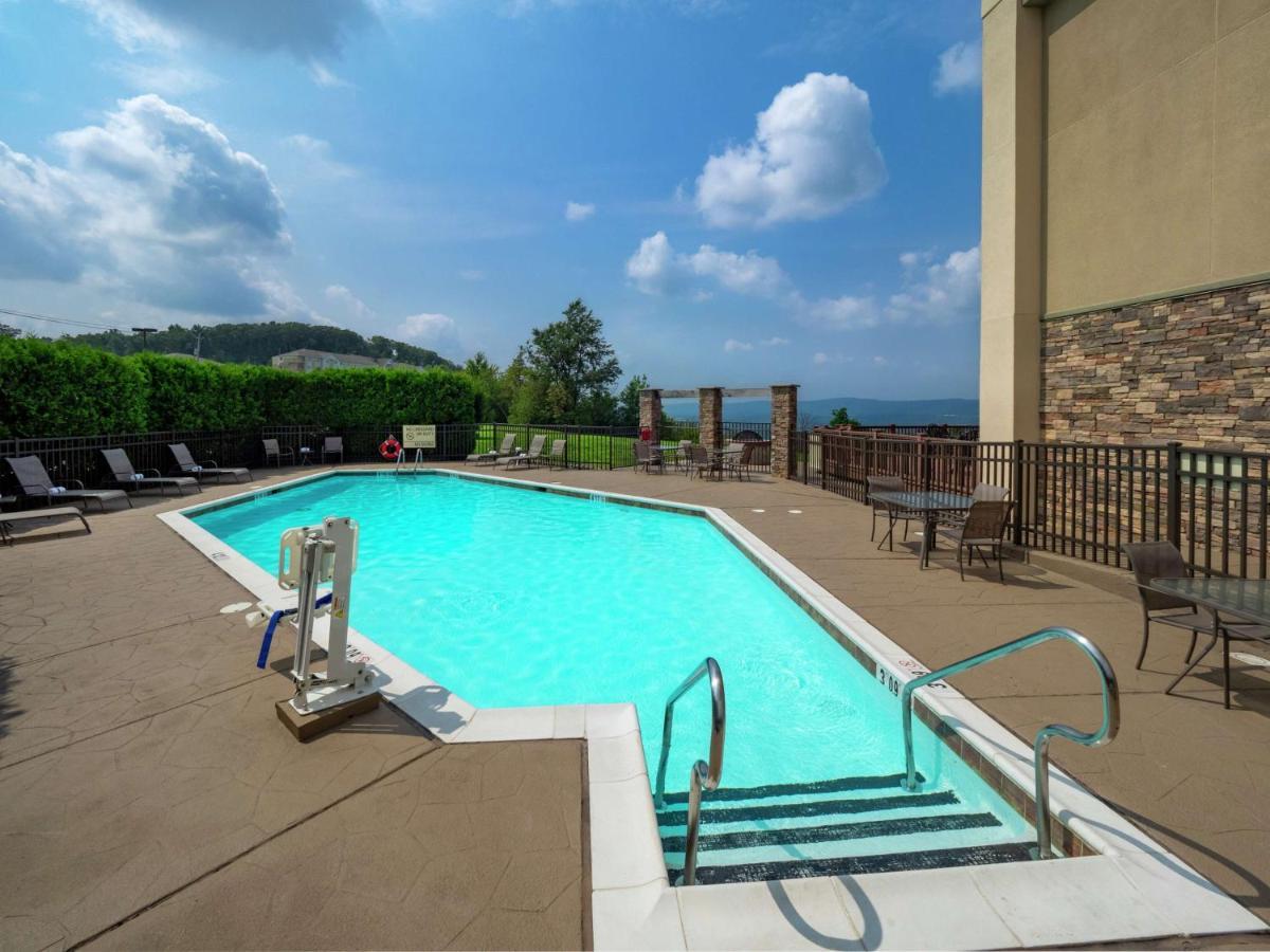 Hampton Inn Hazleton Eksteriør bilde
