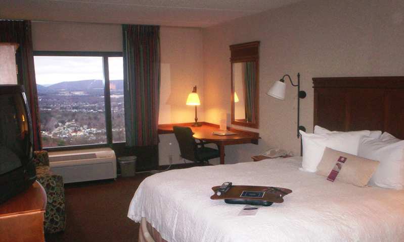 Hampton Inn Hazleton Eksteriør bilde